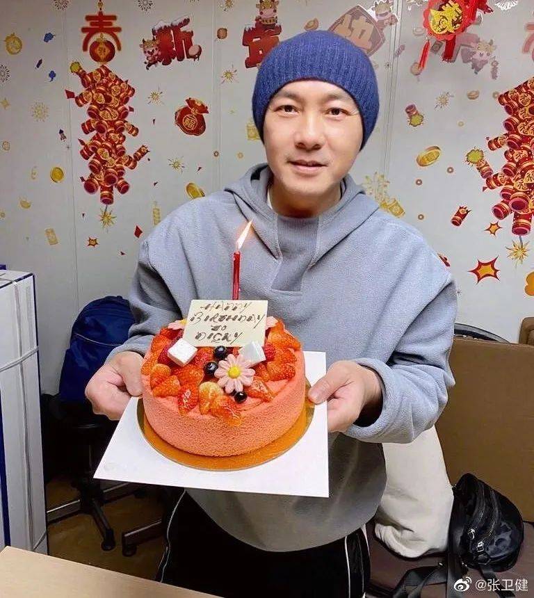 張衛(wèi)健最新動(dòng)態(tài)，溫馨日常的星光之旅