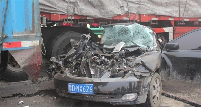 定州論壇車禍最新資訊報(bào)道