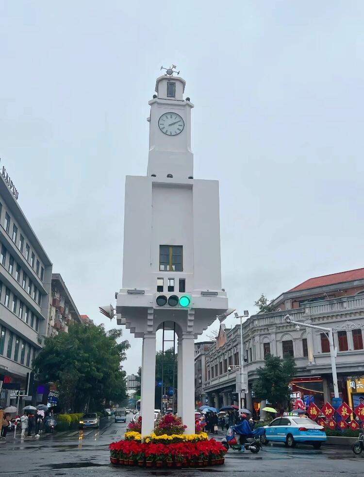 泉州最新網(wǎng)紅,泉州最新網(wǎng)紅，勵(lì)志之旅，自信與成就感的召喚