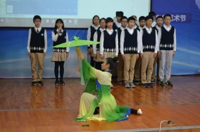 班級朗誦比賽隊形與心靈的自然之旅探索