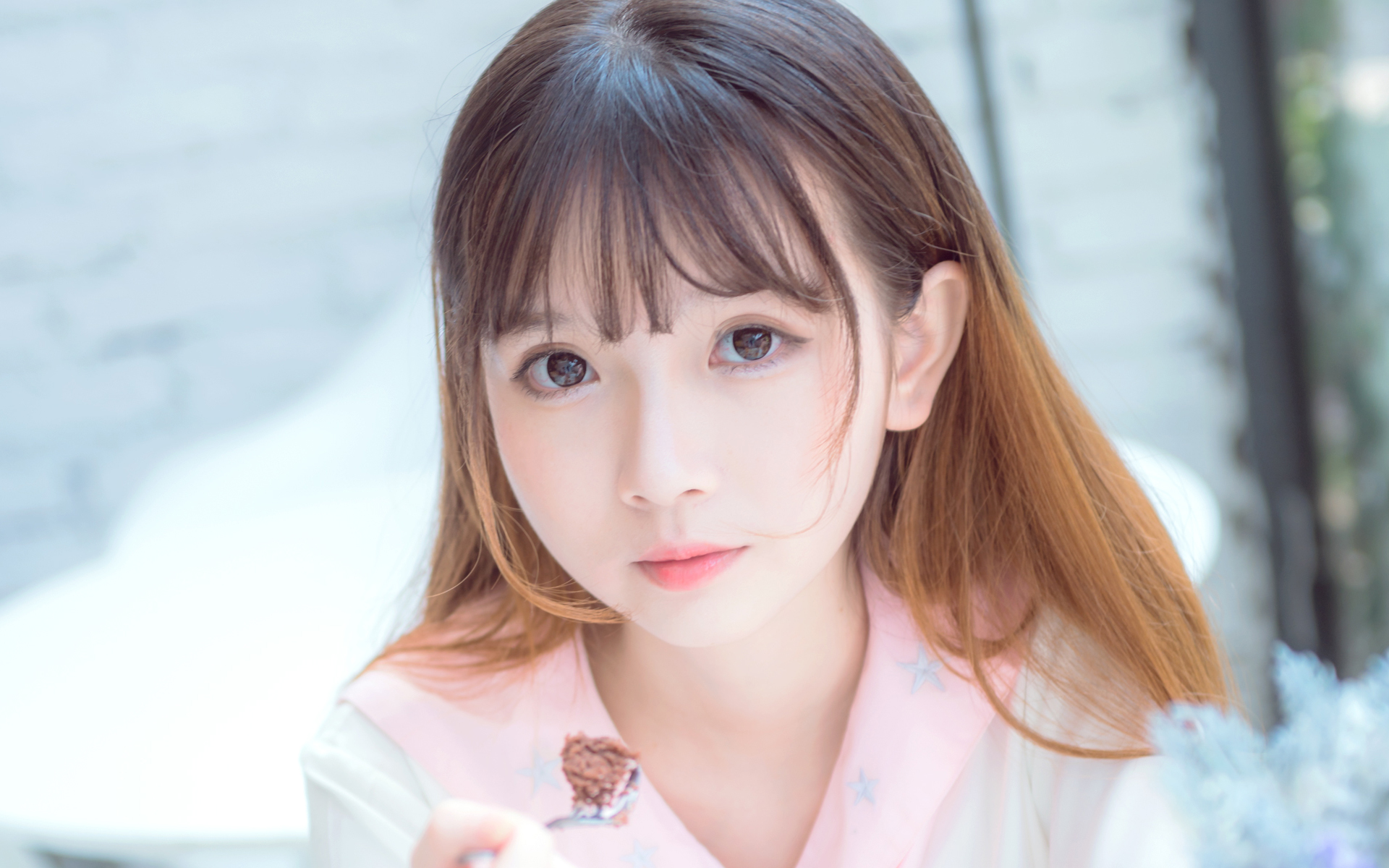 神針俠醫(yī)陳飛宇最新動(dòng)態(tài)，針尖下的溫情日常。