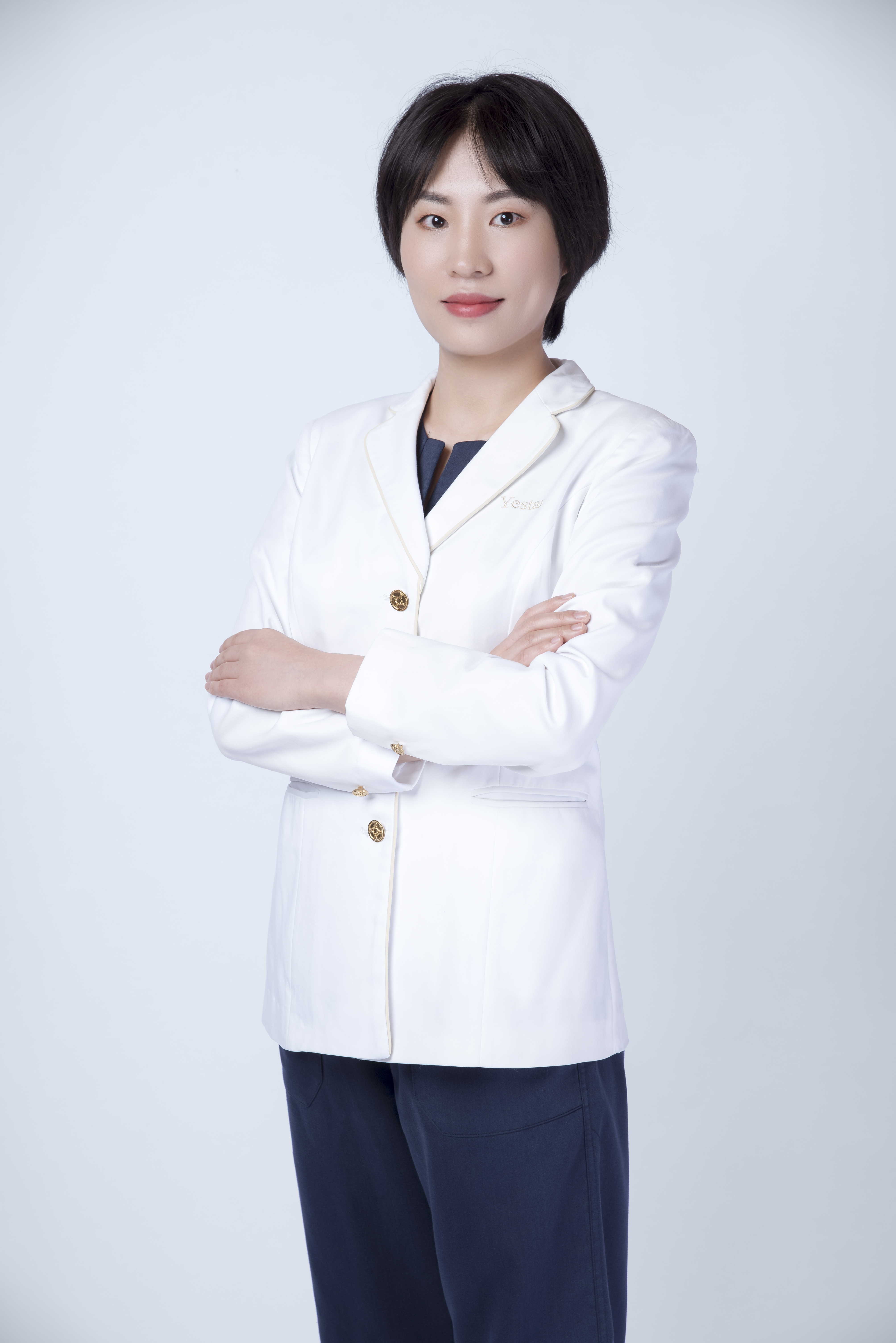 張萍，時代之光下的新星崛起