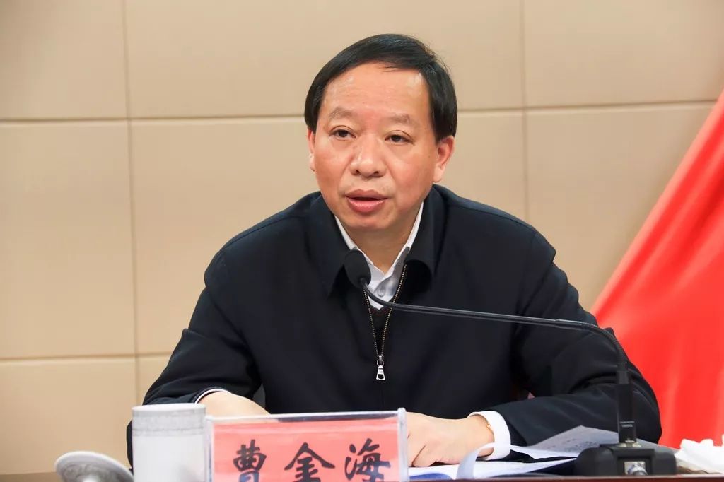 王繼東最新動態(tài)，時代浪潮中的領(lǐng)航者