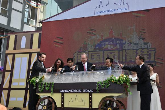 常德王群最新動態(tài)，日常趣事與愛的紐帶揭秘